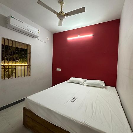 Arunachala Sashwin Guest House Tiruvannāmalai المظهر الخارجي الصورة